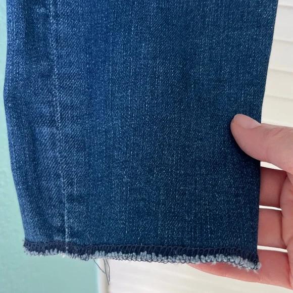 AG Jeans size 25 The Stilt Cigarette Roll-Up, raw hem, great condition - Picture 3 of 10